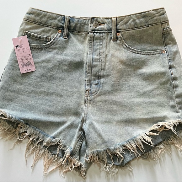 wild fable Pants - NEW Wild Fable High Rise Shorts Size 8 Light Wash Denim Cutoffs Frayed Hem NWT
